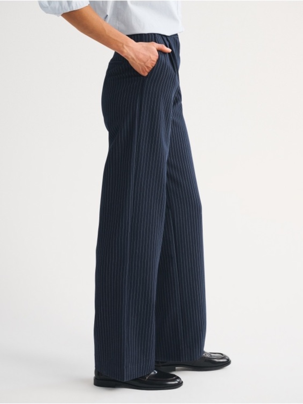 NEW Abercrombie & Fitch Sloan Tailored Wide Leg Blue indigo striped Pants 28 - Picture 3 of 14